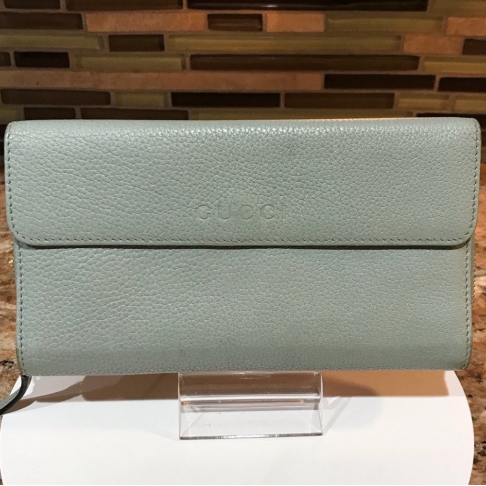 Gucci Women's Mint Leather Wallet